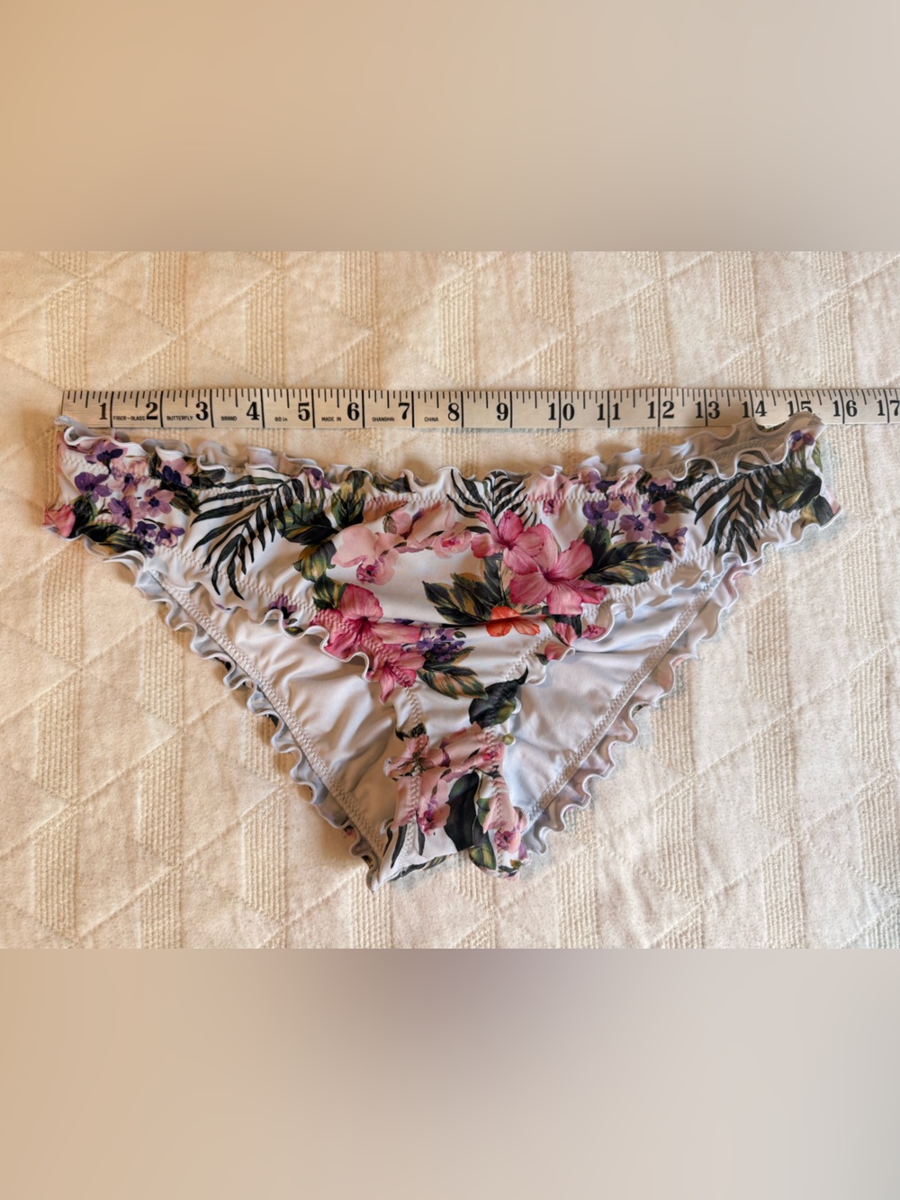 Shade & Shore Cream Bikini Bottom with Subtle Pink Logo Size M